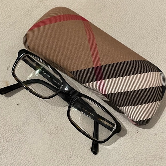 Burberry eye Frame - Picture 11 of 13